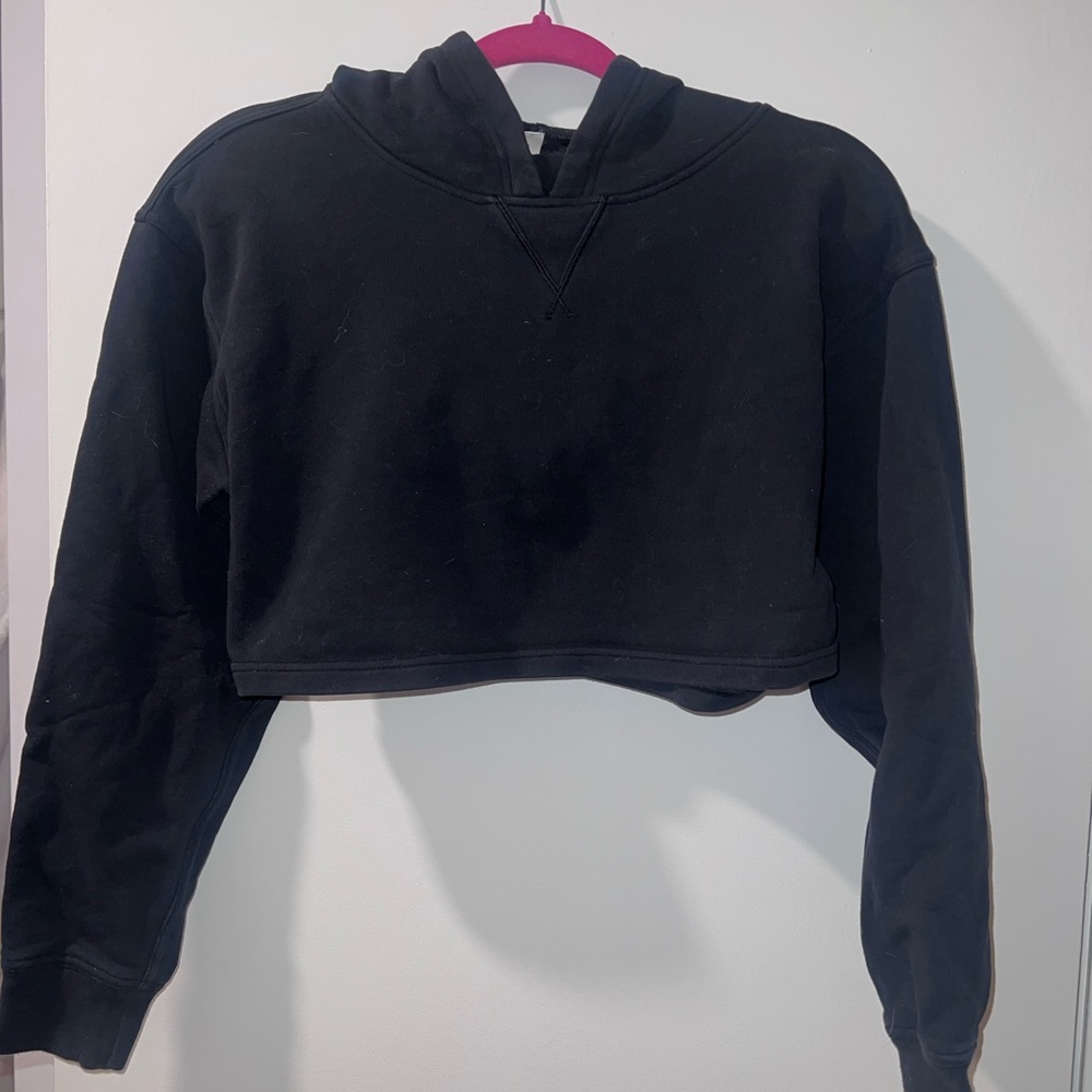 lululemon athletica Black Cropped Sweatshirt Sweater